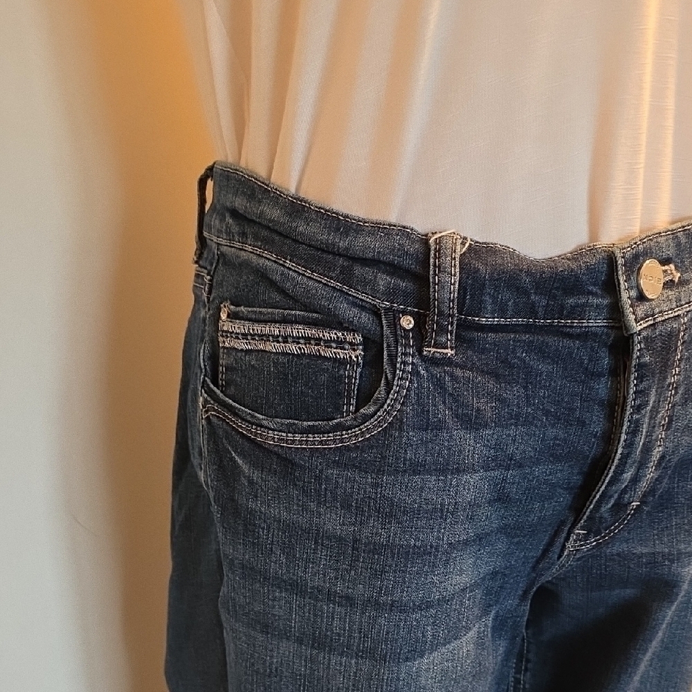 White House Black Market Dark Blue Ankle Jeans - Picture 3 of 5